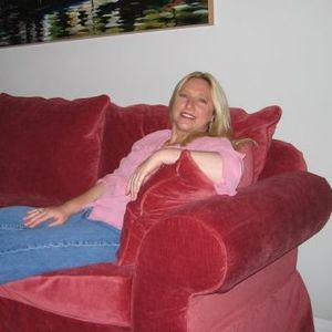 Meet your Posher, Laura